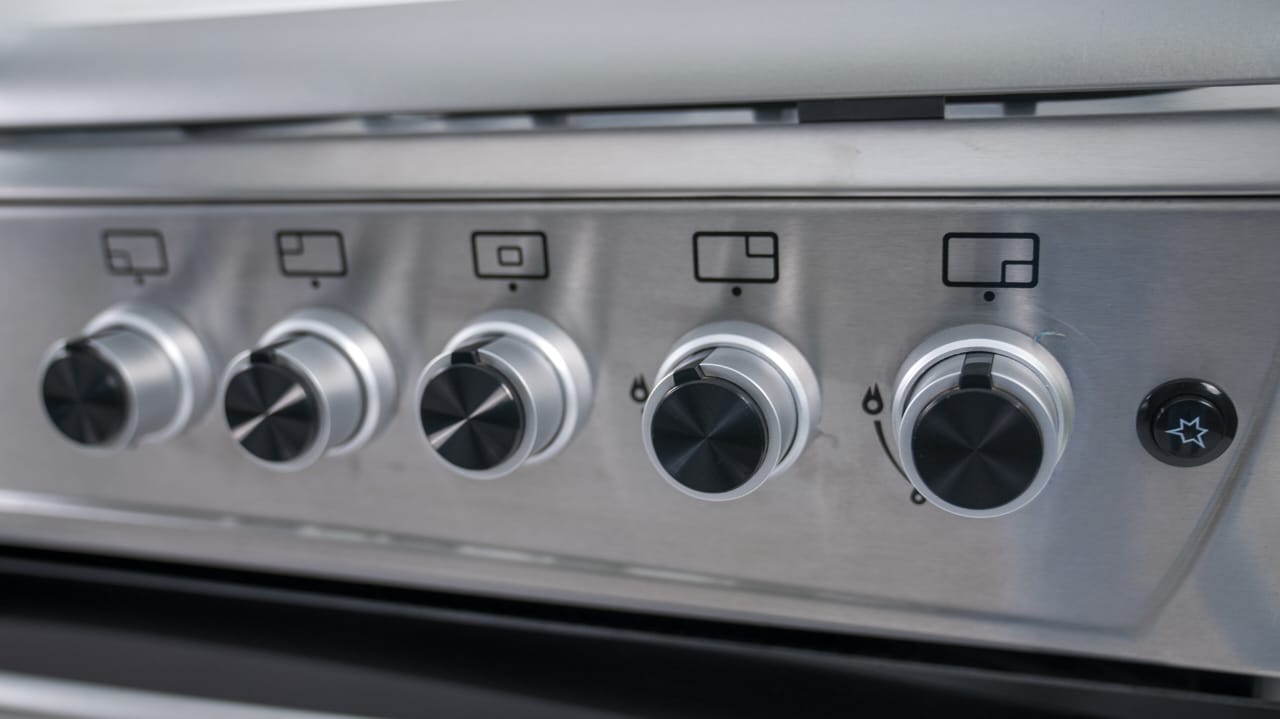 CUISINIERE ELACTRON 5FEUX 90X60 INOX EL6090 CUISINIERE ELACTRON 5FEUX 90X60 INOX EL6090