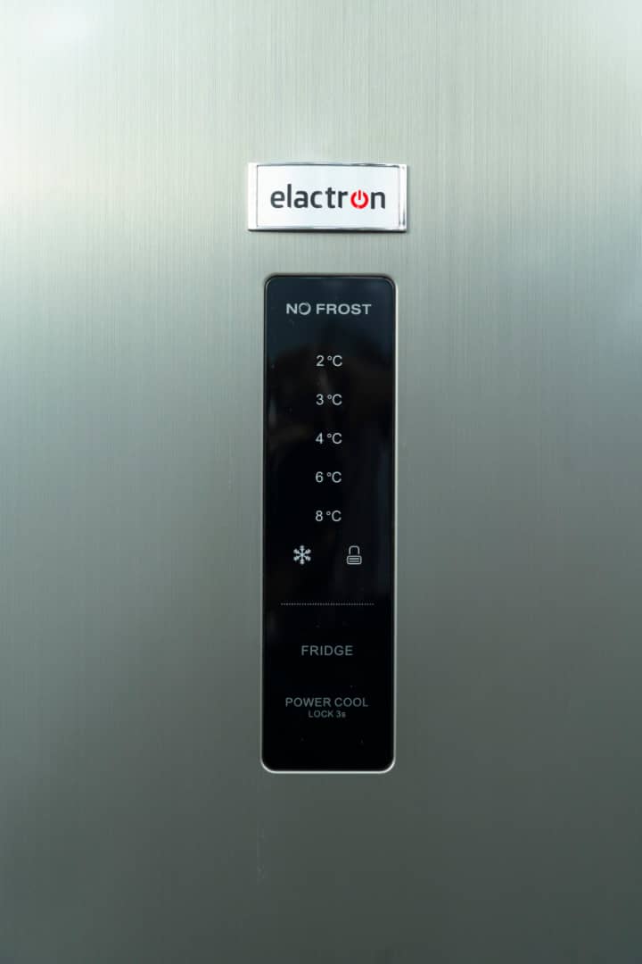 Réfrigérateur ELACTRON 2portes NOFROST avec fontaine Gris EL66TMNX Réfrigérateur ELACTRON 2portes NOFROST avec fontaine Gris EL66TMNX