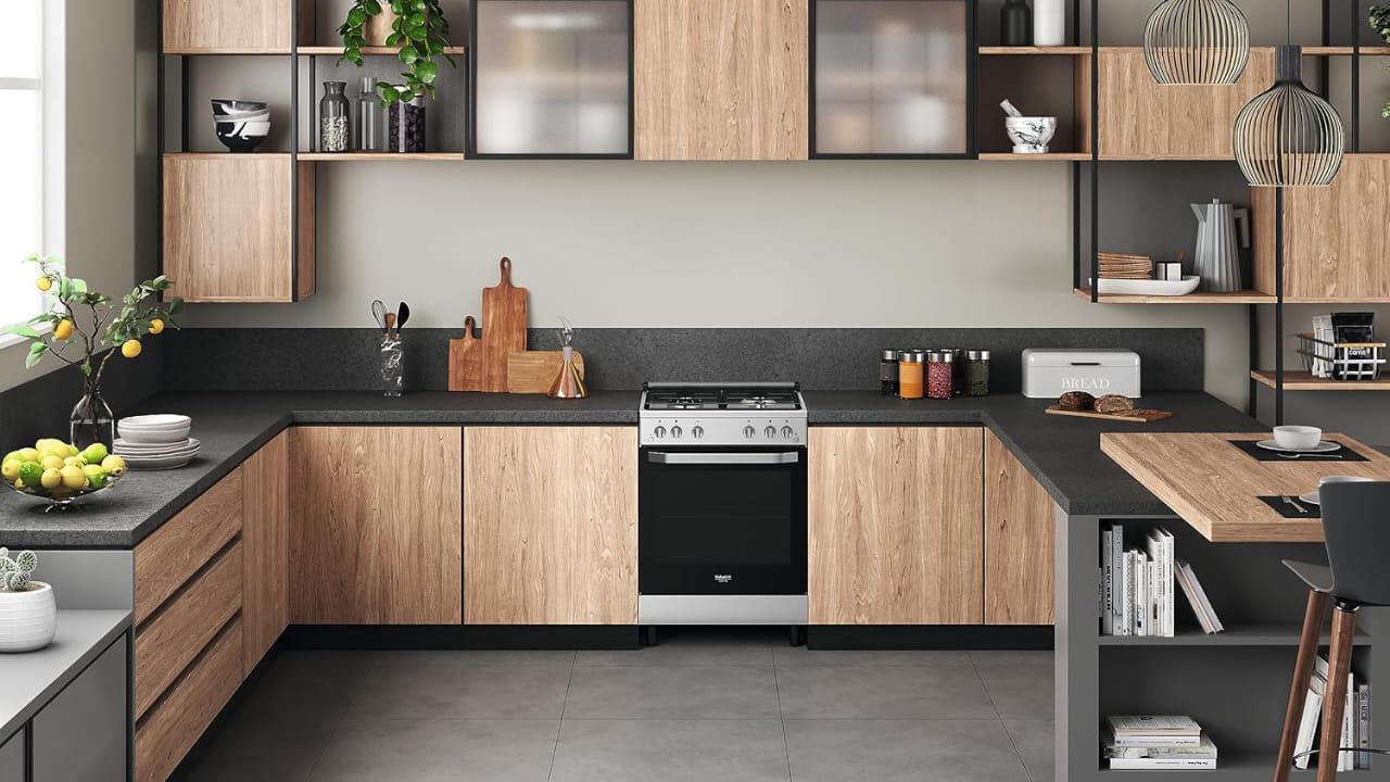 CUISINIERE HOTPOINT 4FEUX A GAZ 60X60 FOUR A GAZ GRIS HS67G2PMX/IT/1 CUISINIERE HOTPOINT 4FEUX A GAZ 60X60 FOUR A GAZ GRIS HS67G2PMX/IT/1
