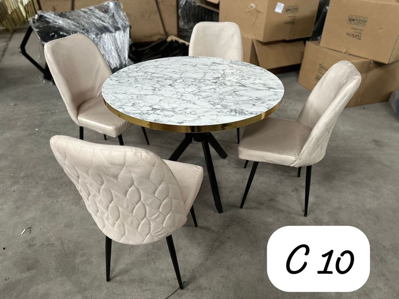 TABLE A MANGER 4 PLACES RONDE BEIGE C10 TABLE A MANGER 4 PLACES RONDE BEIGE C10