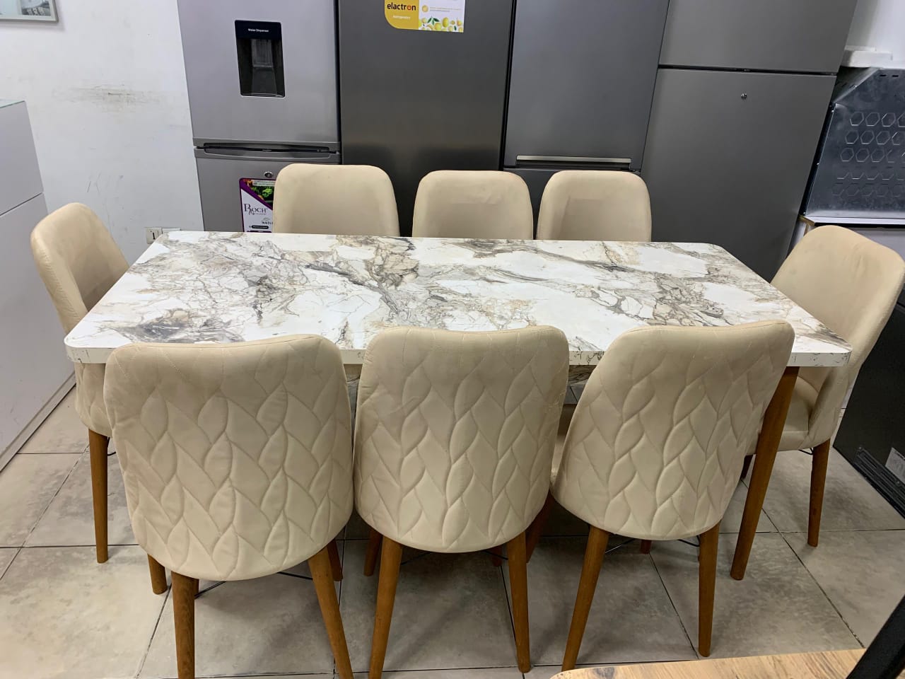 TABLE A MANGER 8 PLACES 180X80 BOIS BLANC BEIGE C1 TABLE A MANGER 8 PLACES 180X80 BOIS BLANC BEIGE C1