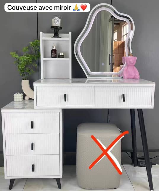 Coiffeuse avec miroir 5 tiroirs Coiffeuse avec miroir 5 tiroirs