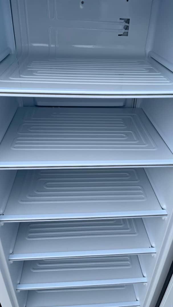 CONGELATEUR ICONA VERTICAL 9TIROIRS PLAQUE ALUMINIUM GRIS ILUF320SS CONGELATEUR ICONA VERTICAL 9TIROIRS PLAQUE ALUMINIUM GRIS ILUF320SS