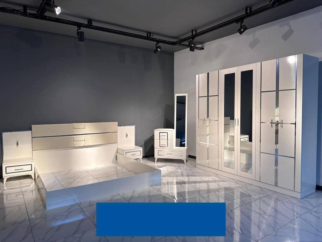 CHAMBRE A COUCHER 6BATTANTS 5PIECES BLANC CAC007 YAMAN CHAMBRE A COUCHER 6BATTANTS 5PIECES BLANC CAC007 YAMAN