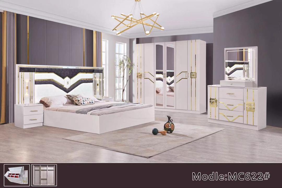 CHAMBRE A COUCHER 6BATTANTS 5PIECES
