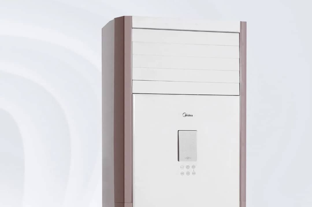 Split MIDEA 24000BTU 3CV armoire INVERTER MFPA-24CRDN1
