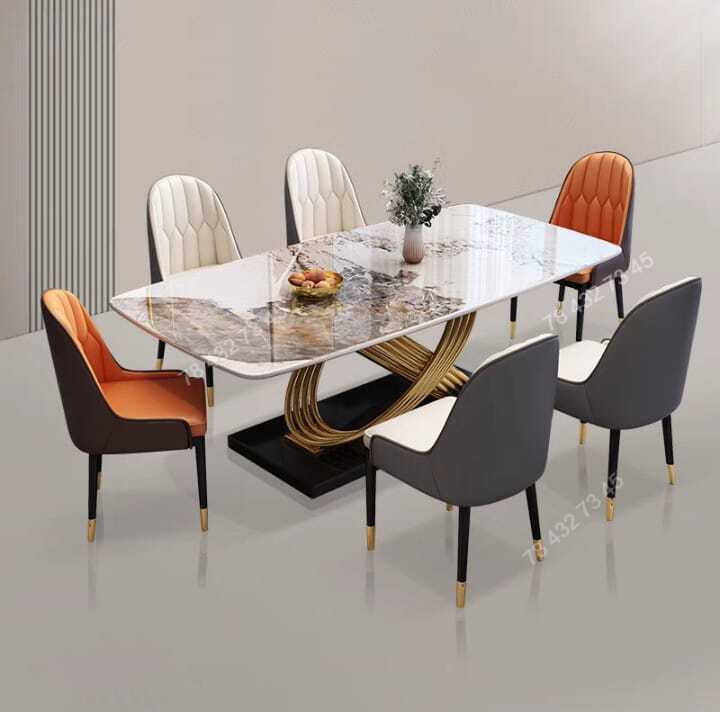 Table A Manger - Marbre Marron Blanc et Structure en Nœud Doré