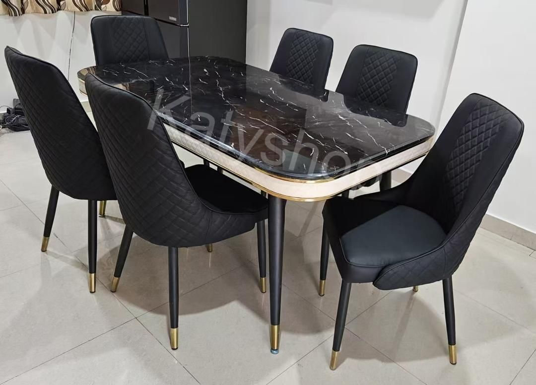 Ensemble de salle à manger moderne et élégant avec 6 chaises Noir