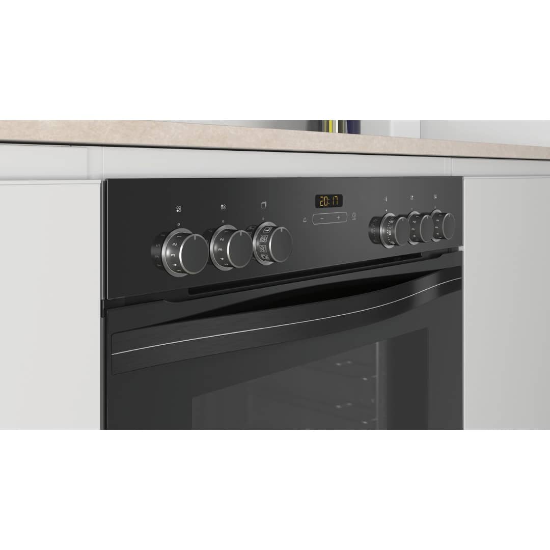 Four constructa encastrable 60X60 électrique noir CH8M61762