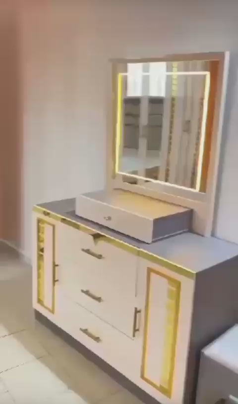 CHAMBRE A COUCHER 6BATTANTS 4PIECES