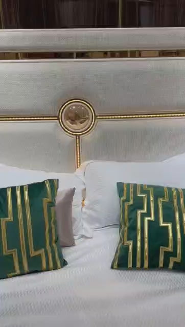 CHAMBRE A COUCHER 6BATTANTS 7PIECES BEIGE DORÉ