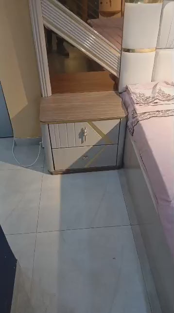 CHAMBRE A COUCHER 6BATTANTS 7PIECES BEIGE MARRON