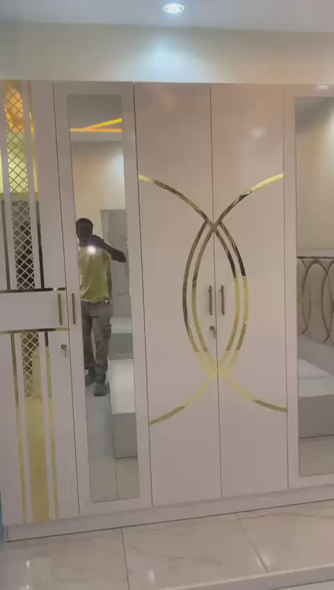 CHAMBRE A COUCHER 6BATTANTS 5PIECES