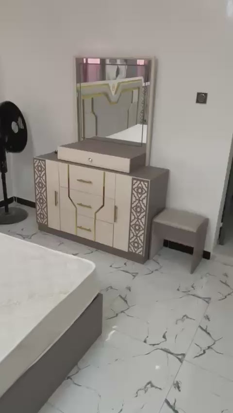 CHAMBRE A COUCHER 6BATTANTS 5PIECES