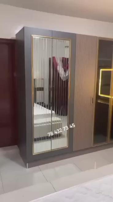 CHAMBRE A COUCHER 6BATTANTS 8PIECES