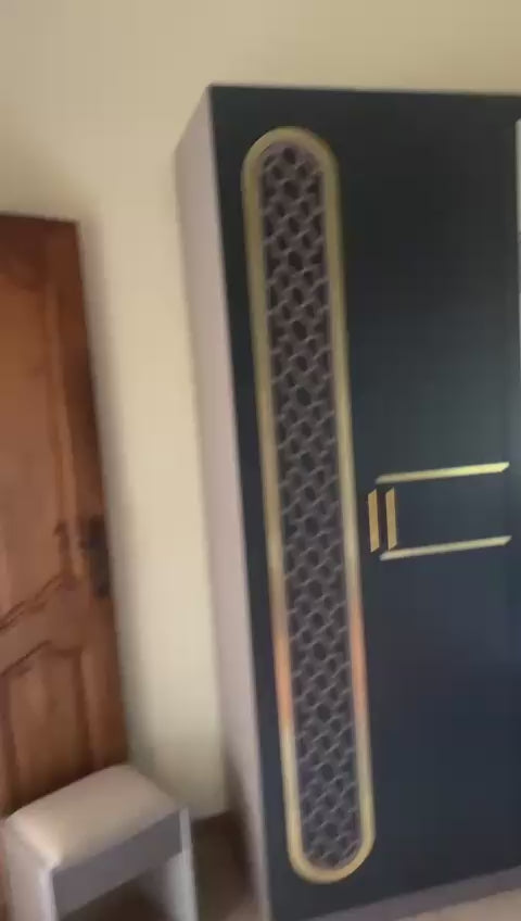 CHAMBRE A COUCHER 6BATTANTS 5PIECES