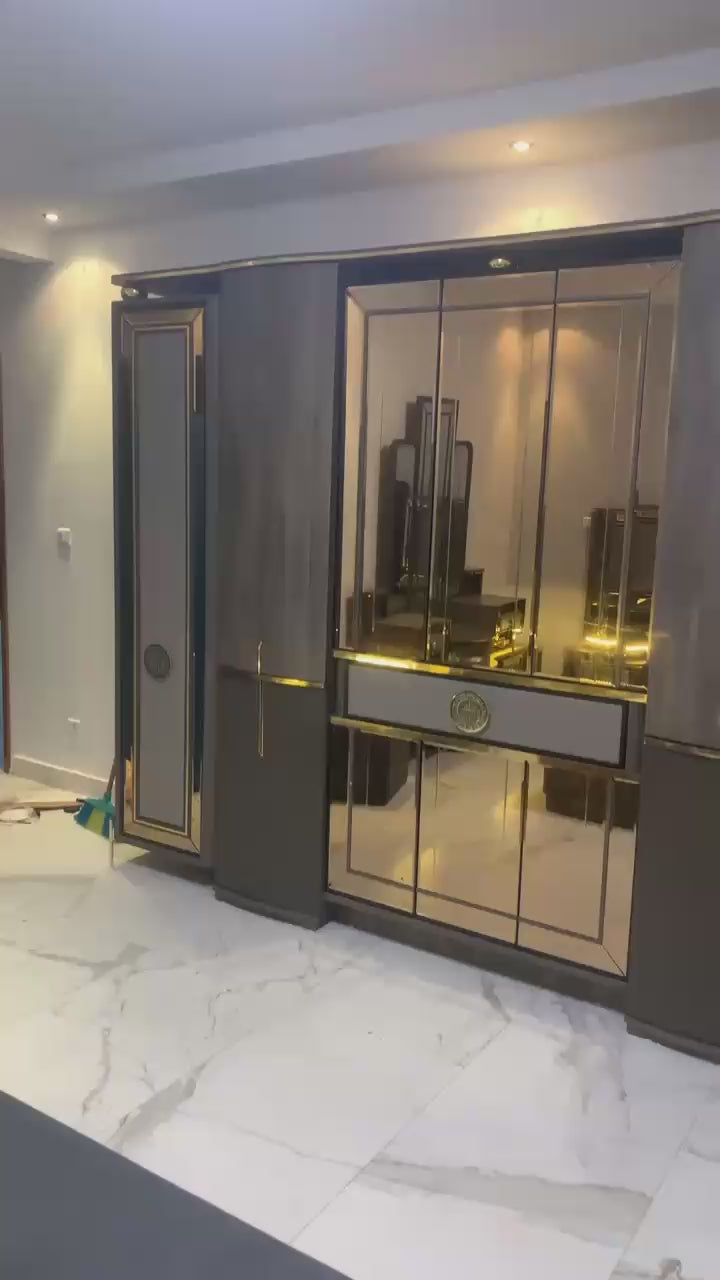 CHAMBRE A COUCHER 6BATTANTS 6PIECES 9PIECES GRIS DORÉ