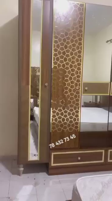 CHAMBRE A COUCHER 6BATTANTS 5PIECES MARRON