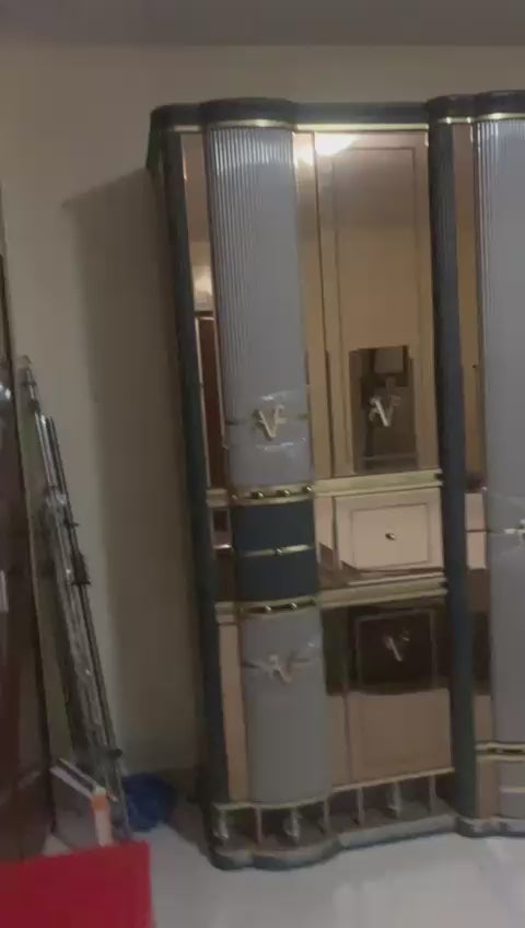 CHAMBRE A COUCHER 8BATTANTS 7PIECES